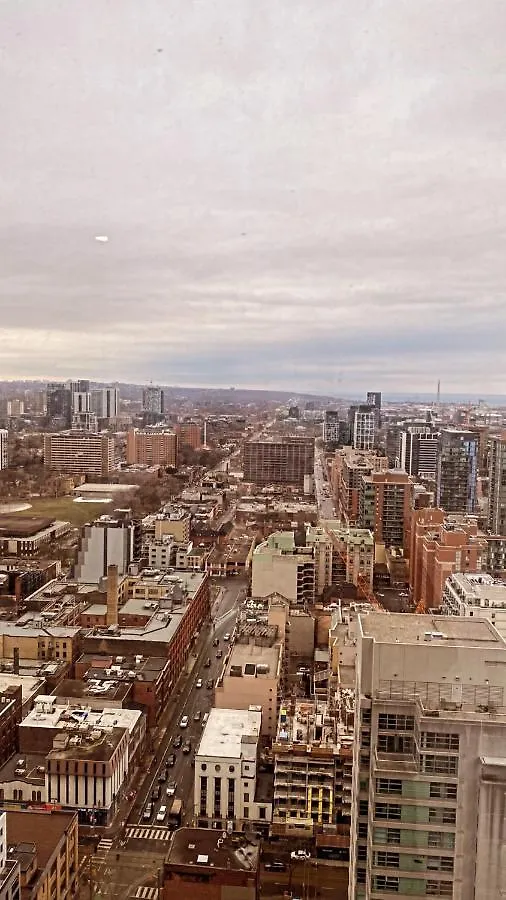 In The Heart Of Downtown Apartment Toronto Canada