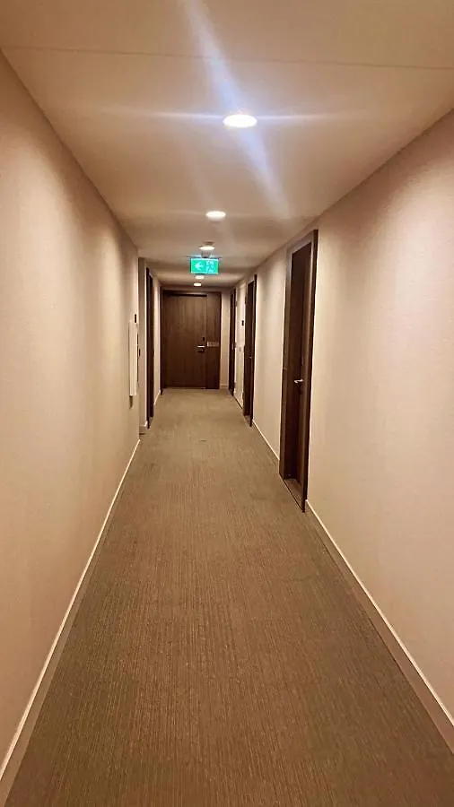 In The Heart Of Downtown Apartment Toronto 0*,